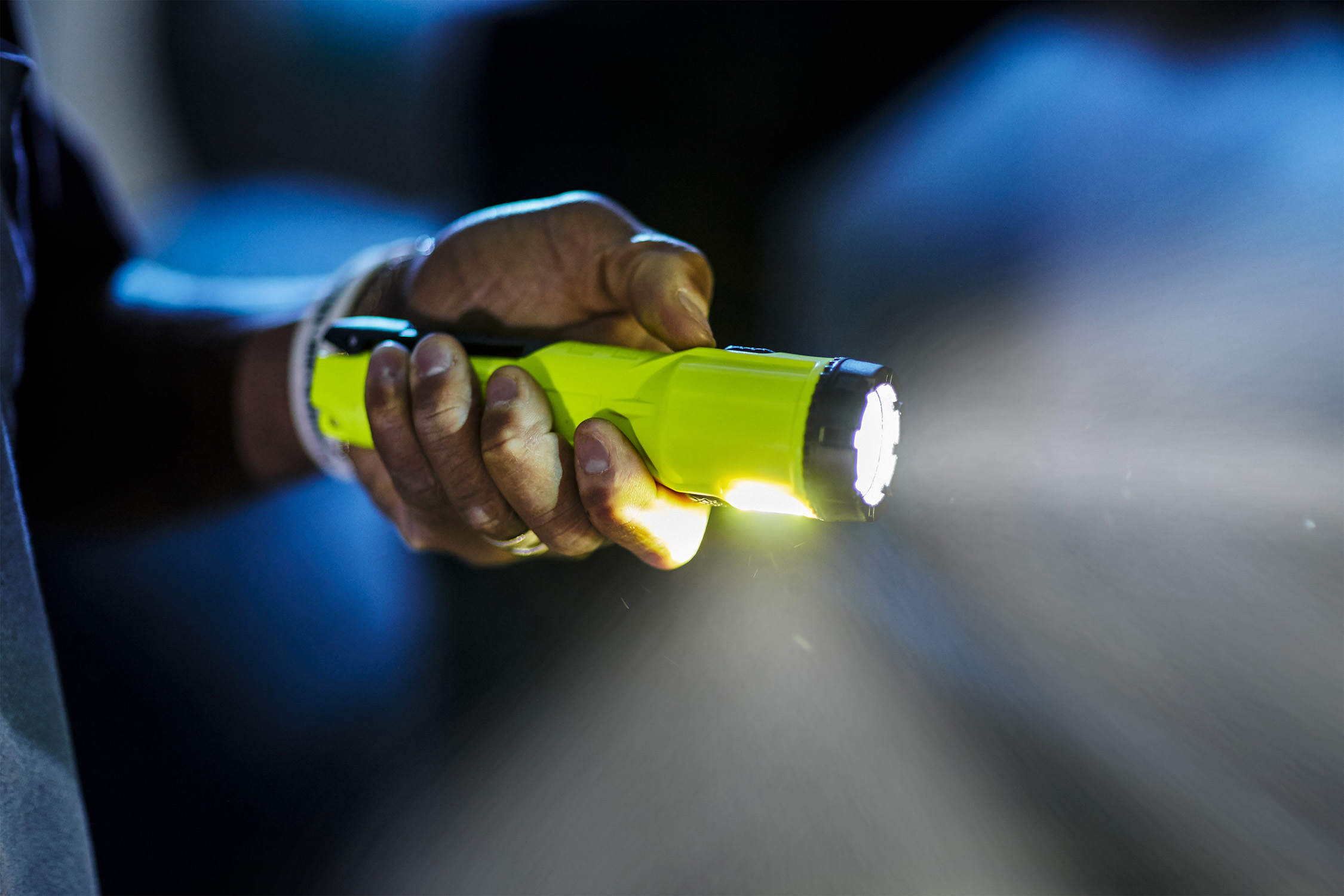 Streamlight 68751 Dualie® 3AA Intrinsically Safe Polymer Spot/Flood Flashlight