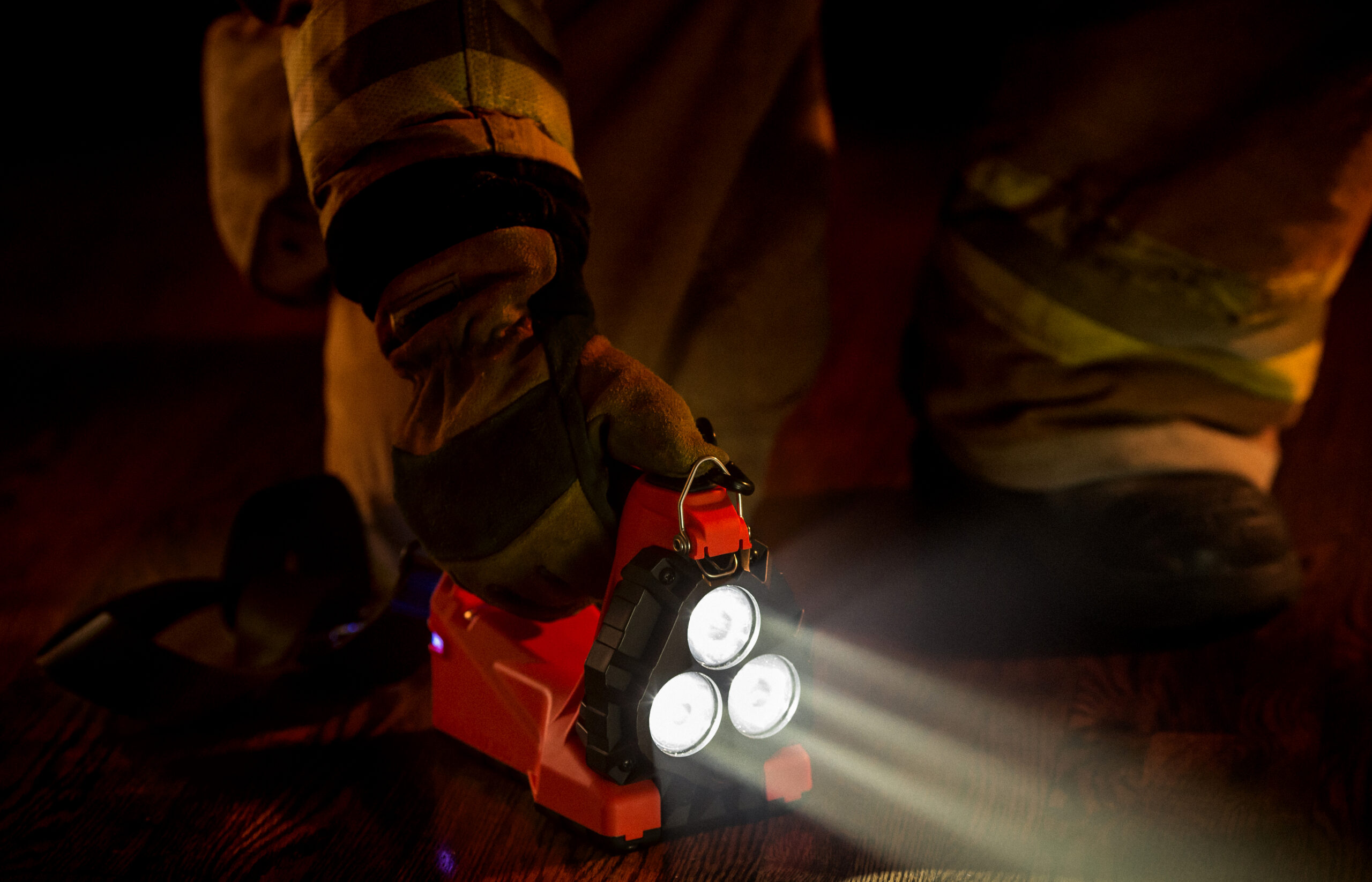 Streamlight 44315 Vulcan® 180 Rechargeable Lantern with Tilting Head and Vehicle Mount System