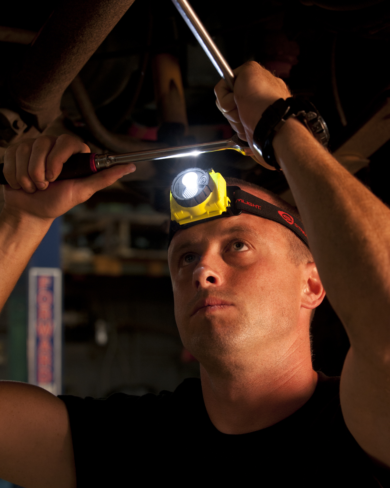 Streamlight 61600 Double Clutch® USB Rechargeable Spot and Flood Headlamp